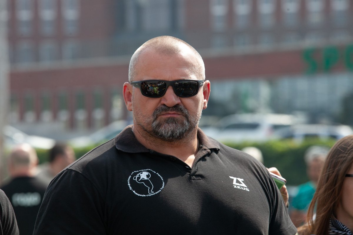 Василий Вирастюк - самый сильный человек Украины Василий Вирастюк - самый сильный человек Украины