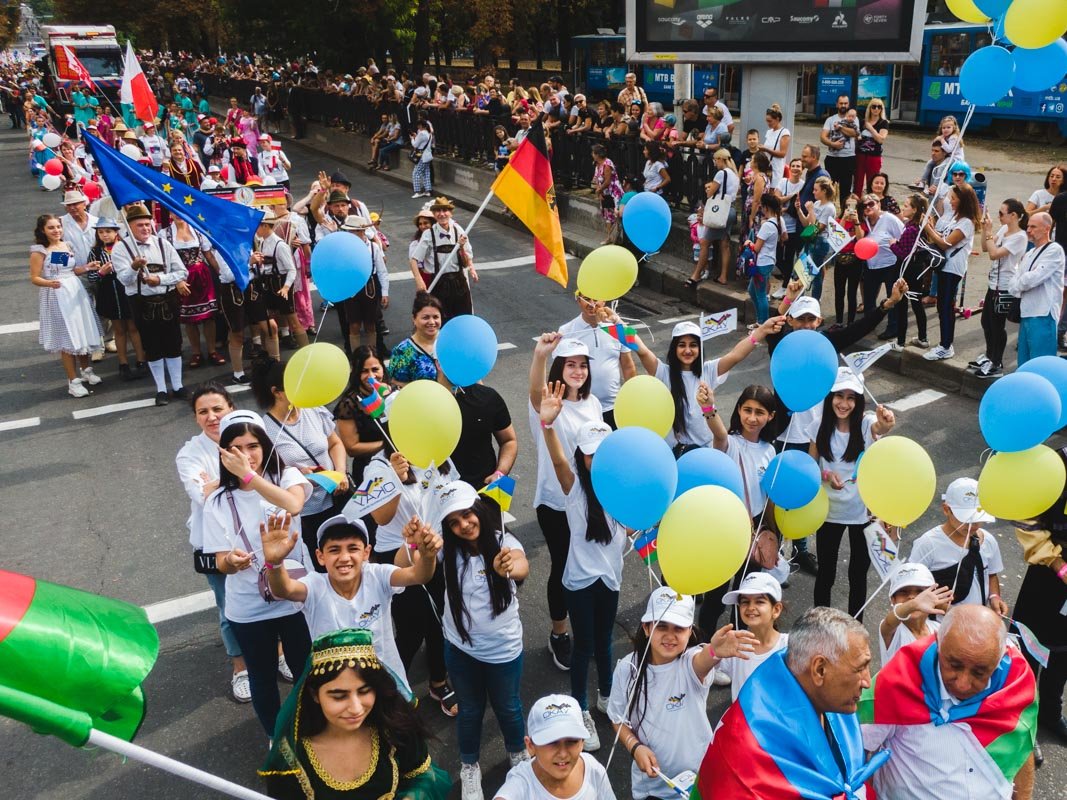 Днепр - город разных людей Днепр - город разных людей
