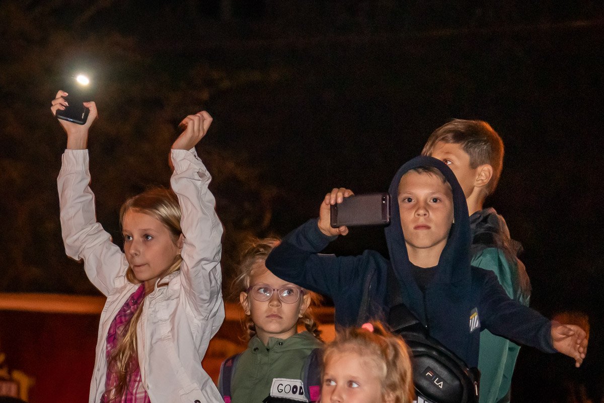 В Днепре прошел концерт Оли Поляковой и Jerri Heil: ищи себя на фото