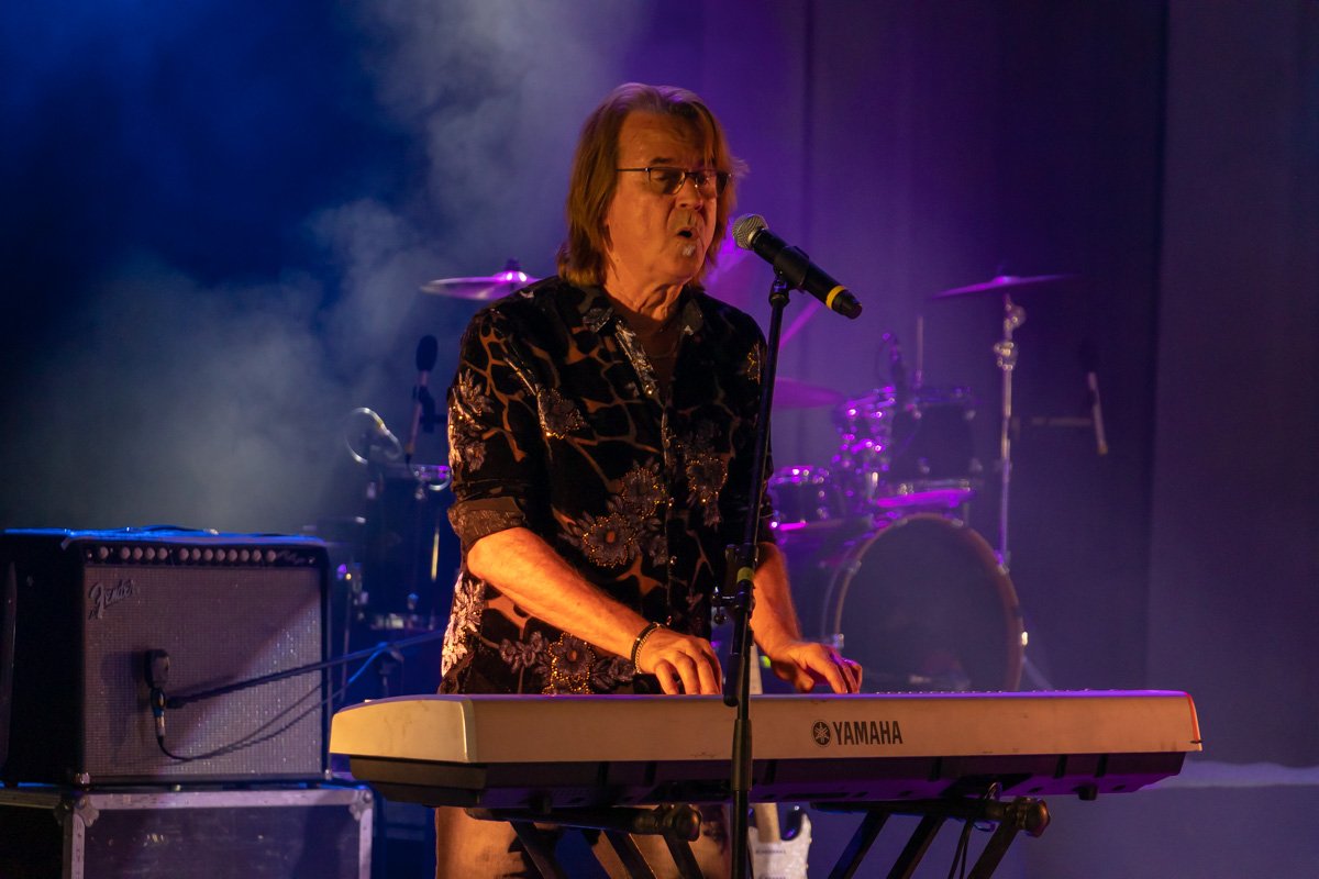 В Днепре в ДК «Металлург» выступила легендарная группа Secret Service 6