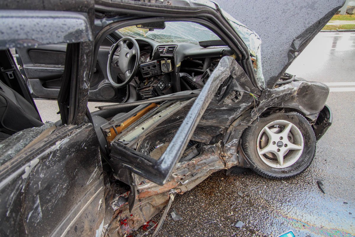 Автомобили всмятку Автомобили всмятку