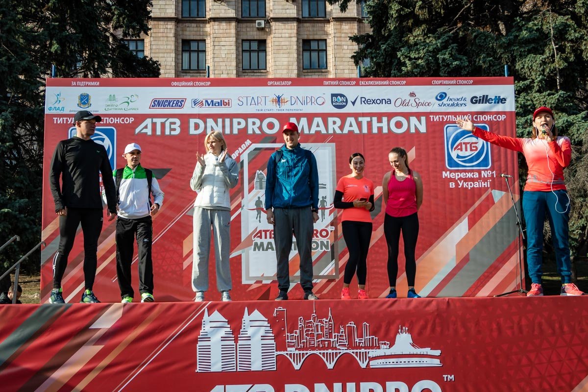 Спортсменов познакомили с их пейсмейкерами Спортсменов познакомили с их пейсмейкерами