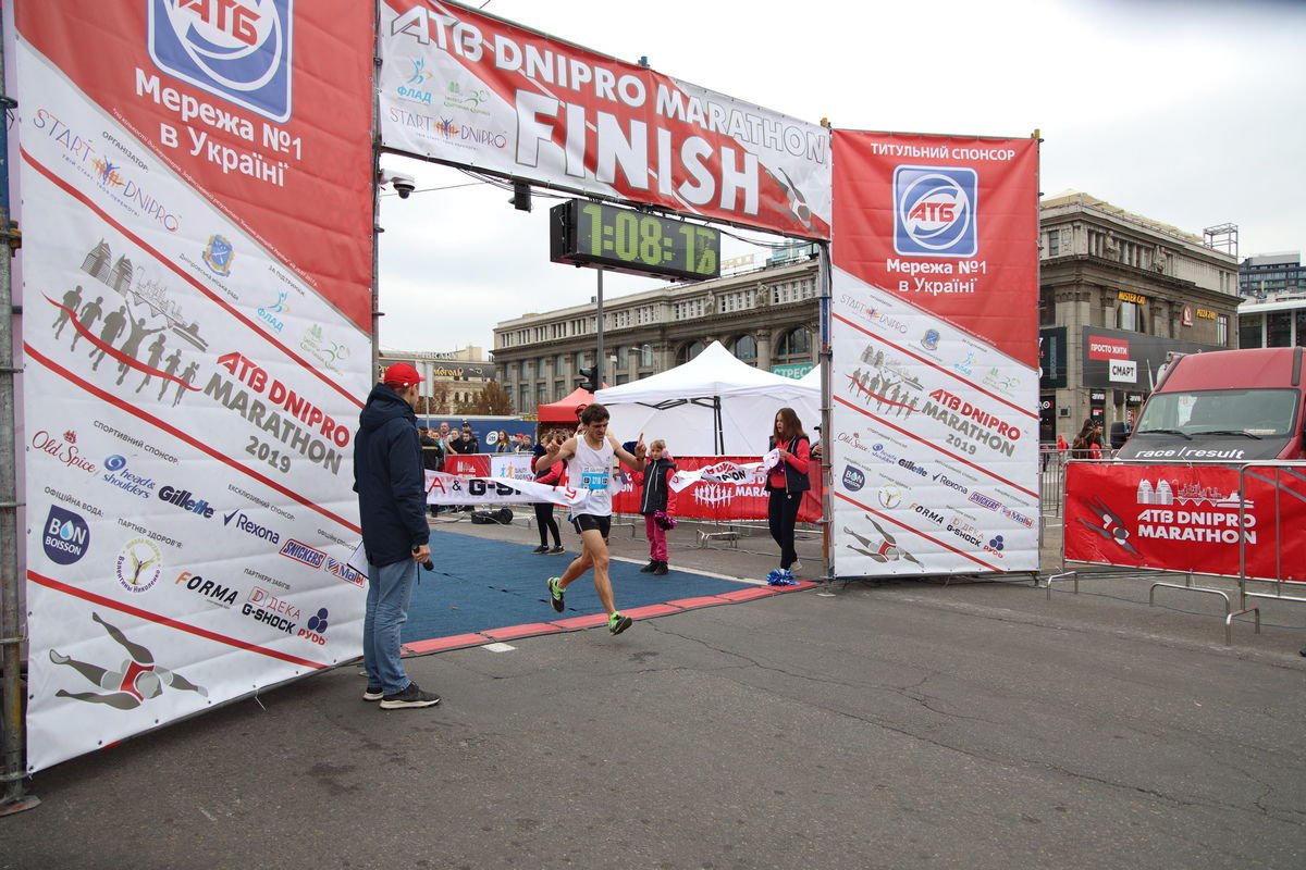 Победитель полумарафона среди мужчин