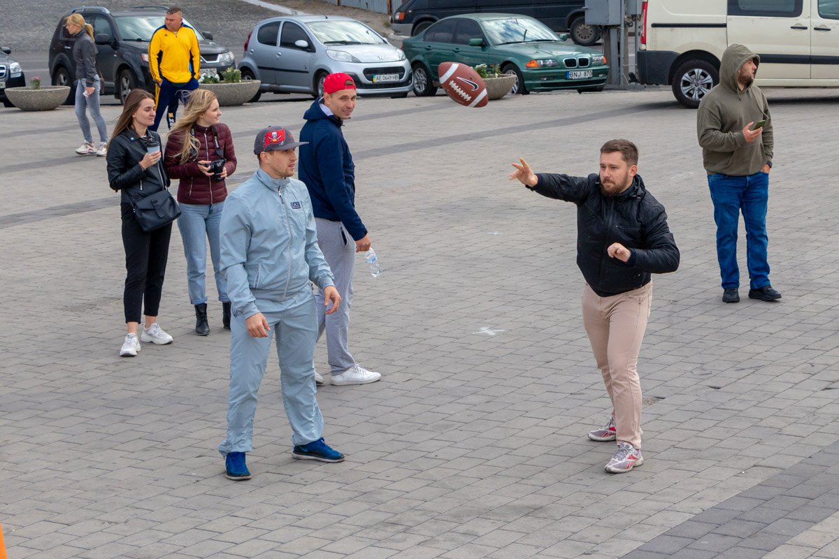 Куда ты смотришь... лови!