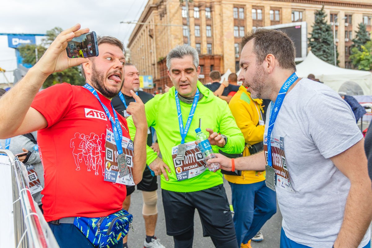 Хватит умирать, давай селфиться