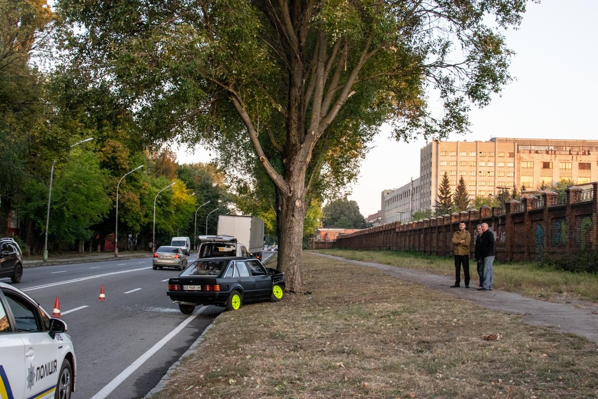 Детали выясняют Детали выясняют