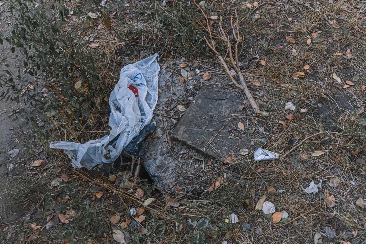 Он предложил родителям школьников "скинуться" на крышки для люков Он предложил родителям школьников "скинуться" на крышки для люков