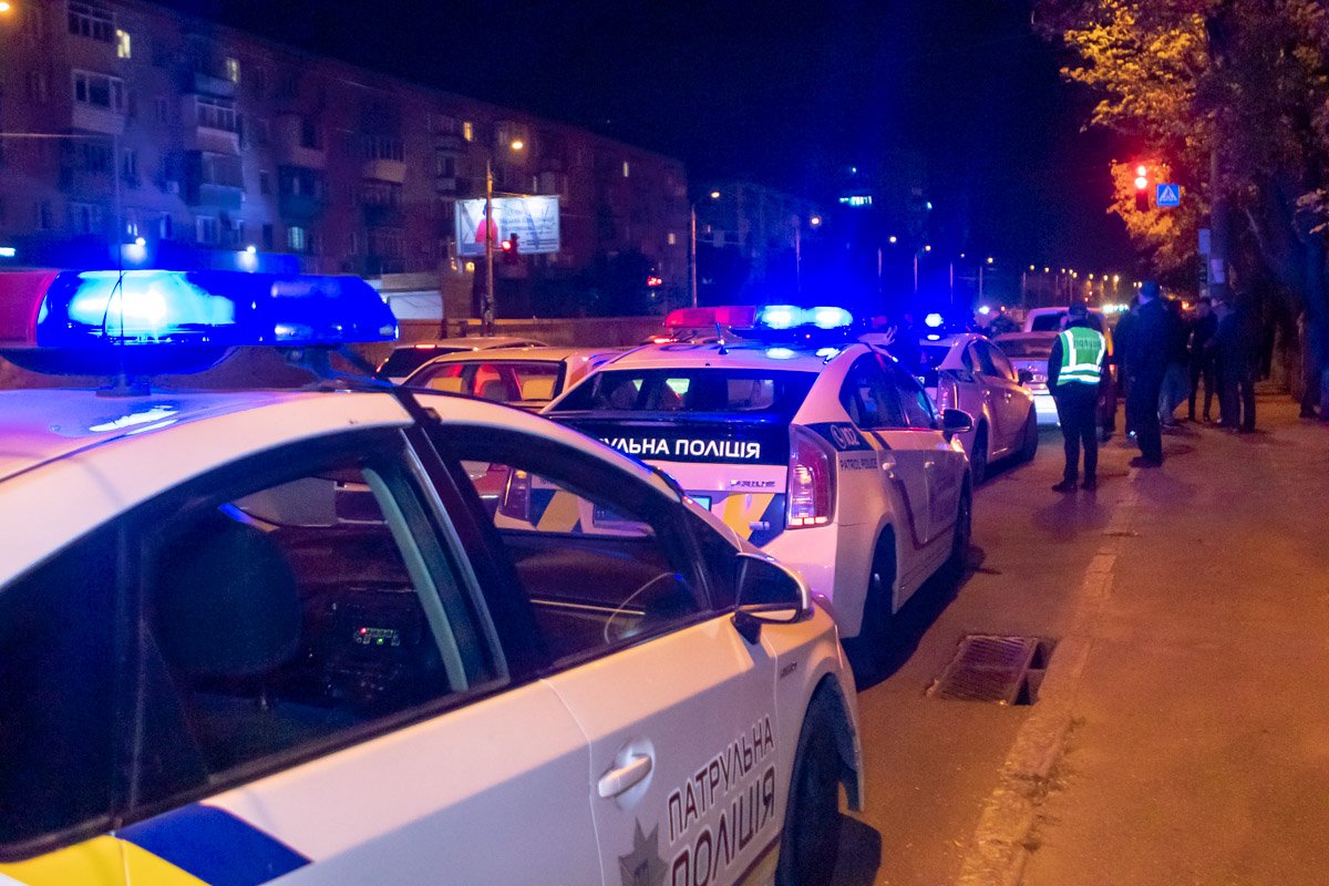 Задержание нарушителя вызвало интерес у прохожих