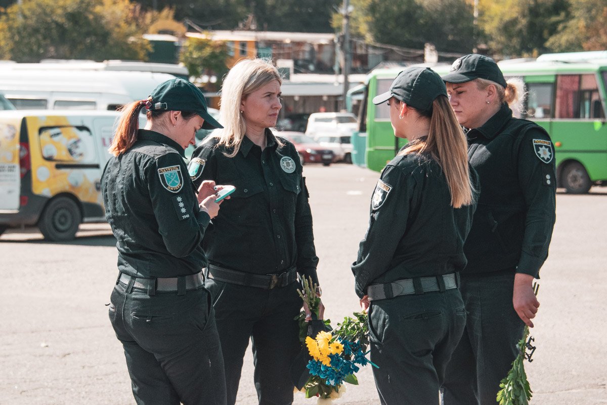Сослуживцы до сих пор не верят в это Сослуживцы до сих пор не верят в это