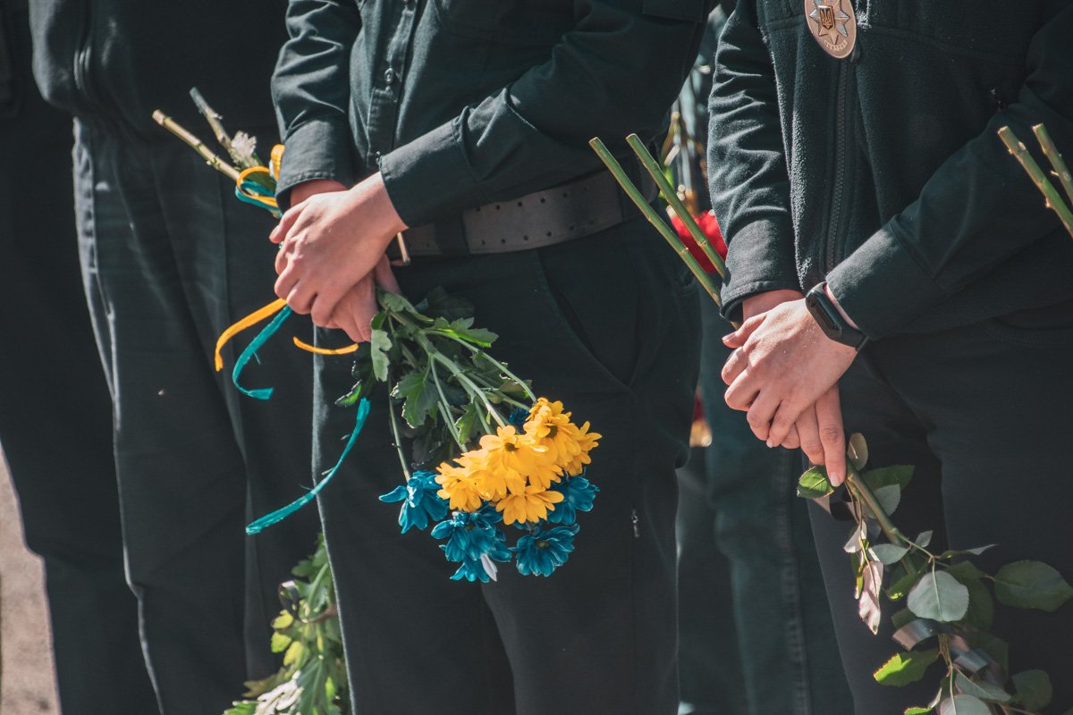 Герои не умирают Герои не умирают