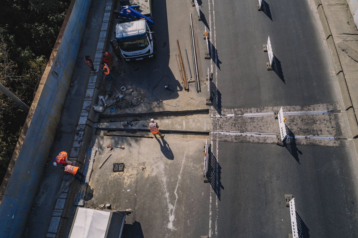 Работы закончат ориентировочно к концу следующей недели Работы закончат ориентировочно к концу следующей недели