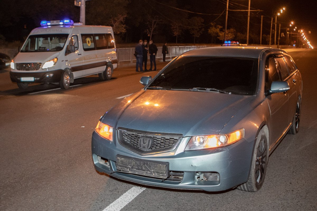 На проспекте Слобожанском Honda Accord сбила женщину-пешехода На проспекте Слобожанском Honda Accord сбила женщину-пешехода