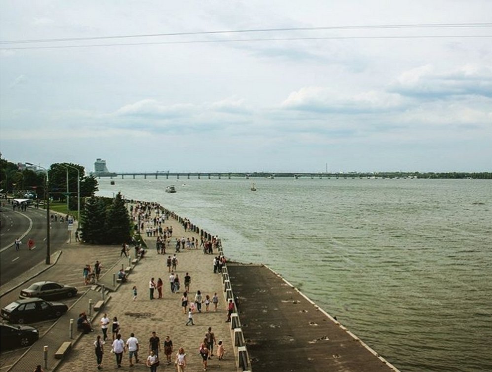 Город просто не укладывается в формат 35-мм камеры. Фото: merlinianovna