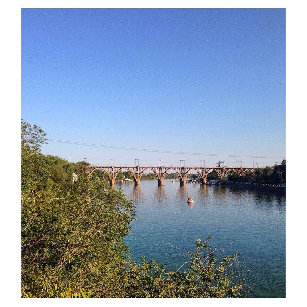 Еще пару дней, и город поглотит серость осенних будней. Фото: i_estetic_a