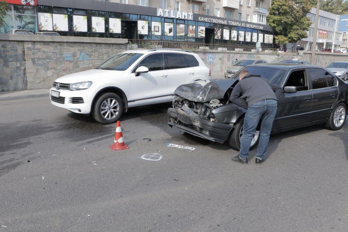 Авария произошла напротив супермаркета АТБ