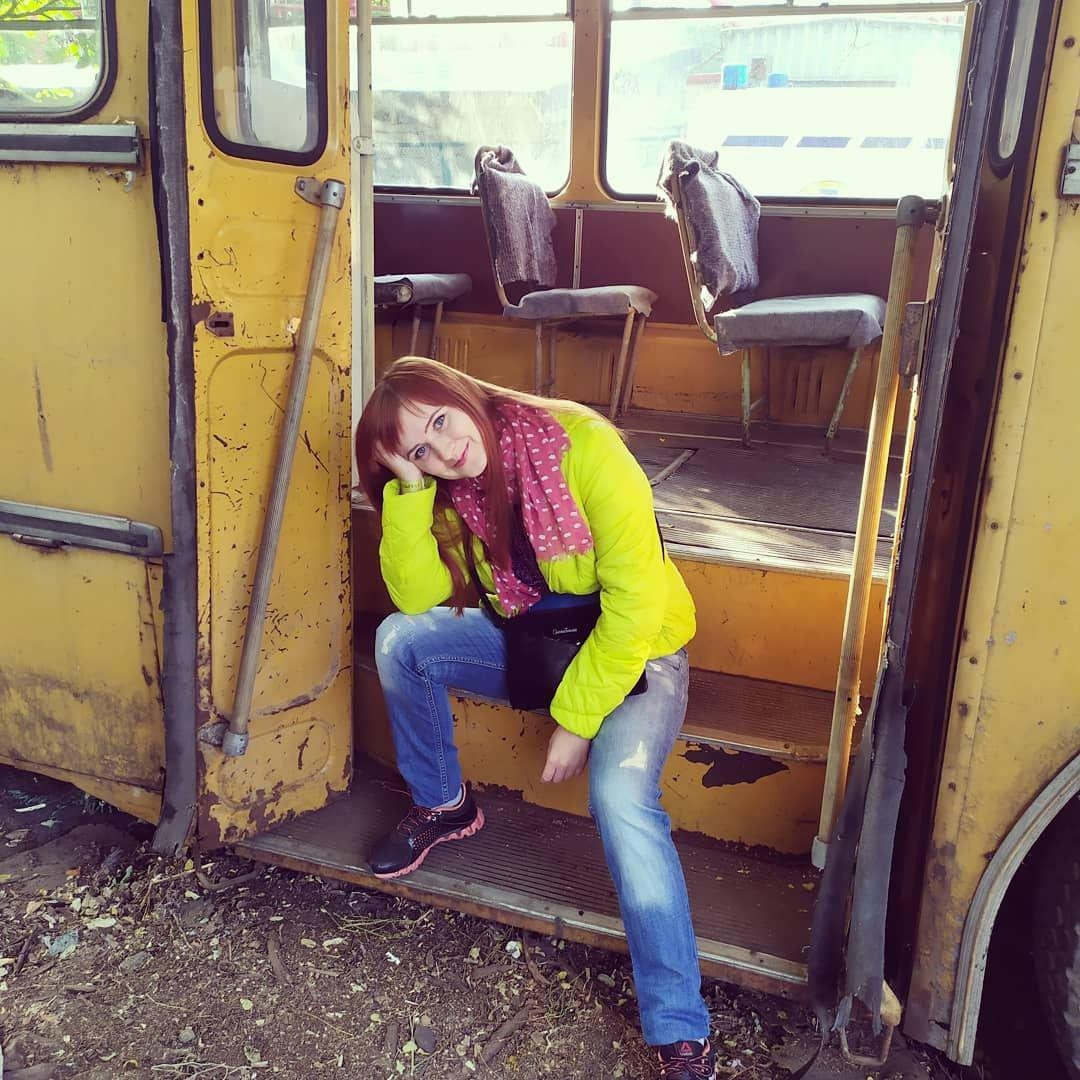 А еще несколько лет назад этот автобус развозил людей по городу