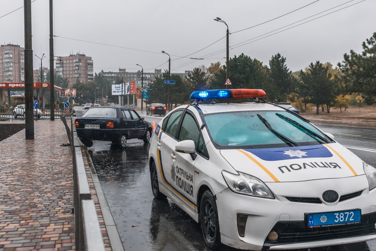 Полиция составляет протокол Полиция составляет протокол