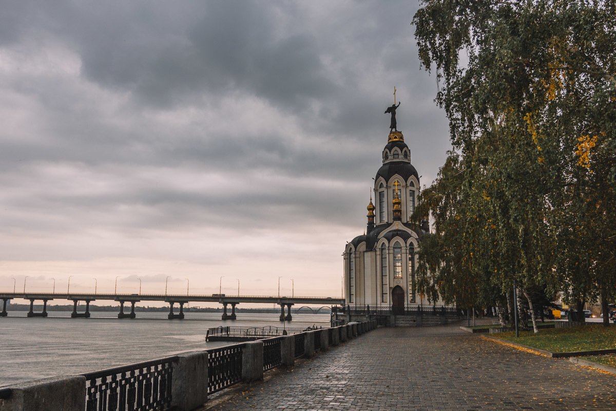 Пустая Набережная