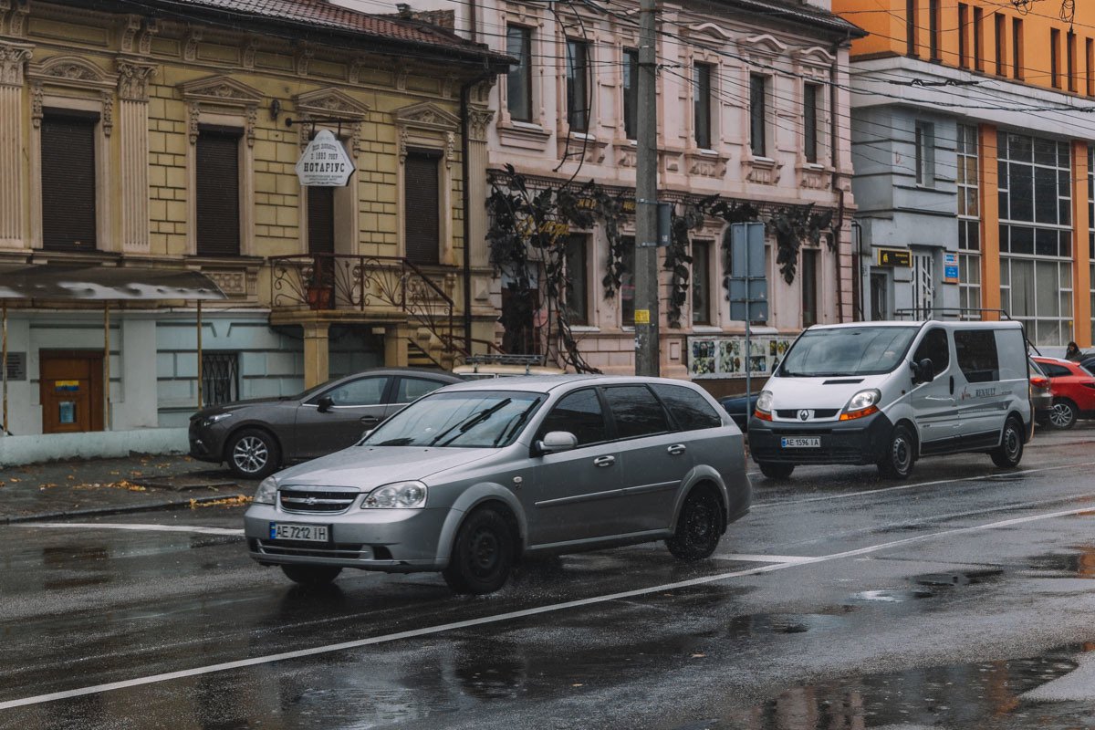 Пешеходов меньше - пассажиров больше