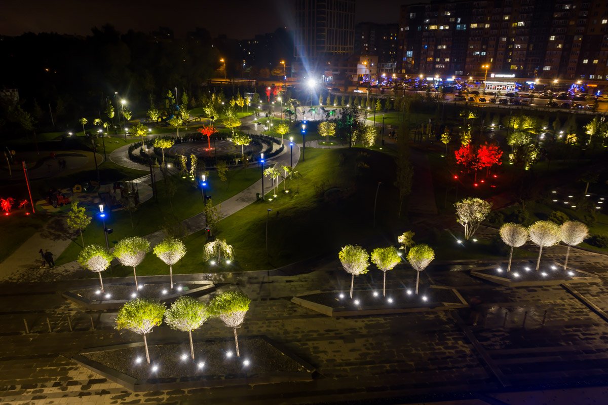 Ночные скверы волшебны Ночные скверы волшебны