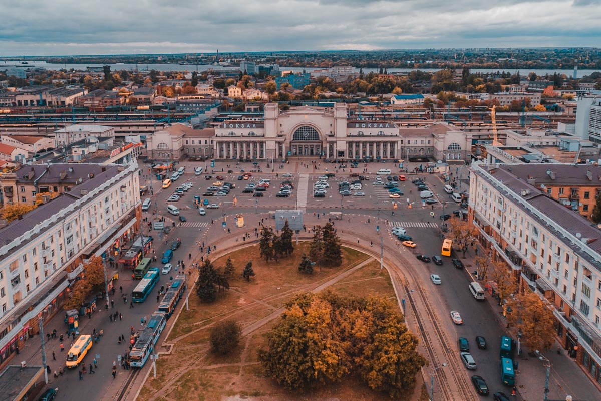 еще не прояснившимся умам мерещатся последние известья,