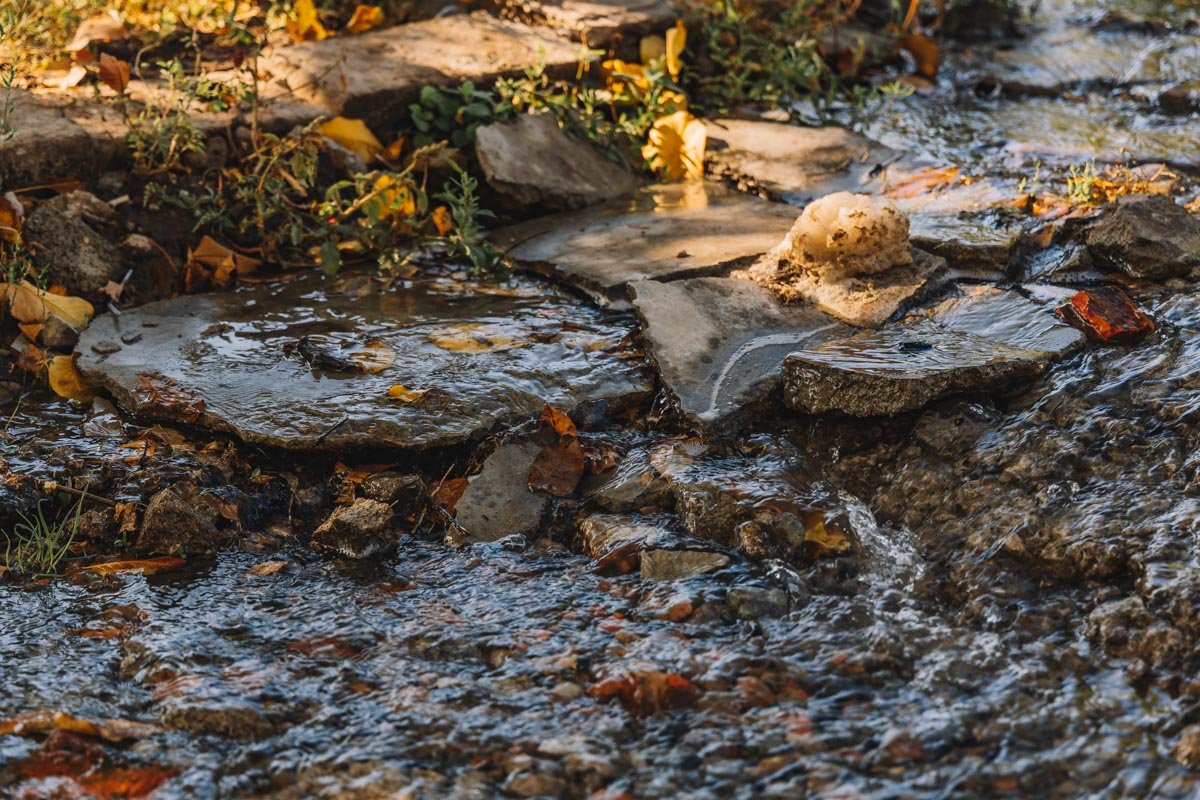 На пересечении Липецкой и Орловской произошла авария на водопроводе 