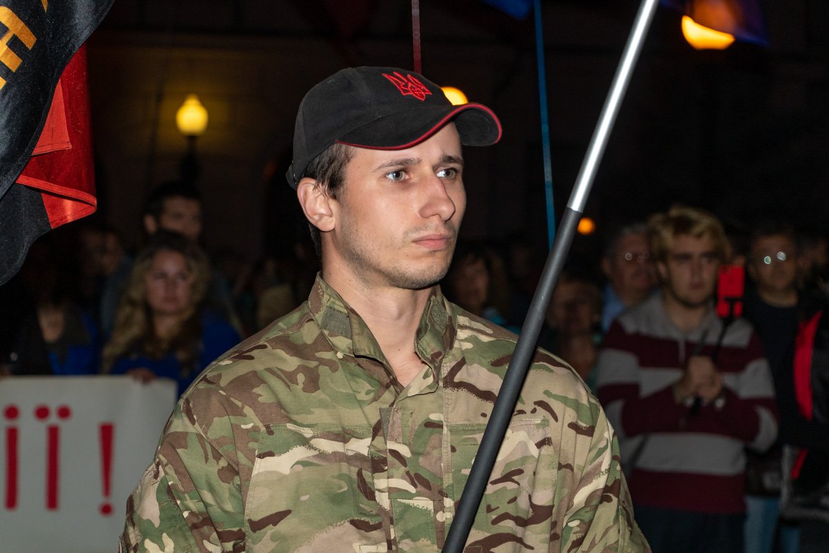 Этим Украина заплатила и продолжает платить до сих пор за попытки сохранить свою целостность