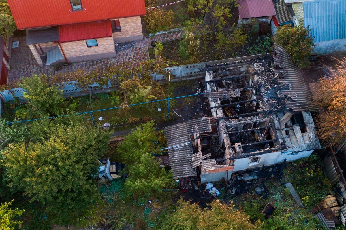 Пожар начался в примерно в 20:40 Пожар начался в примерно в 20:40