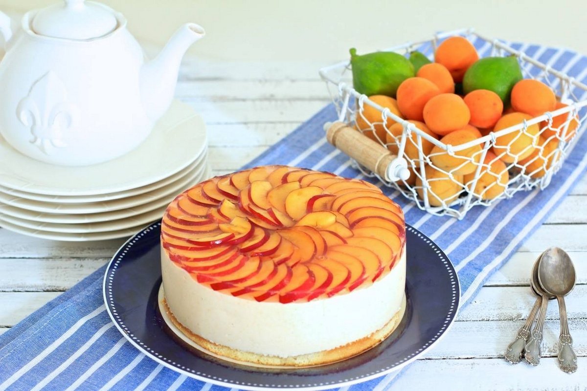 Простые и вкусные рецепты: как приготовить торт-суфле с творогом 1