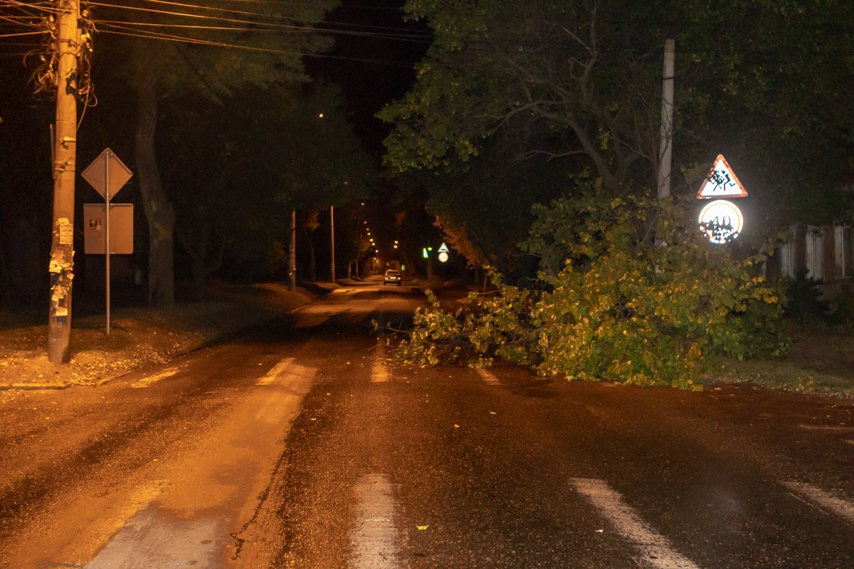 Препятствие на улице Короленко