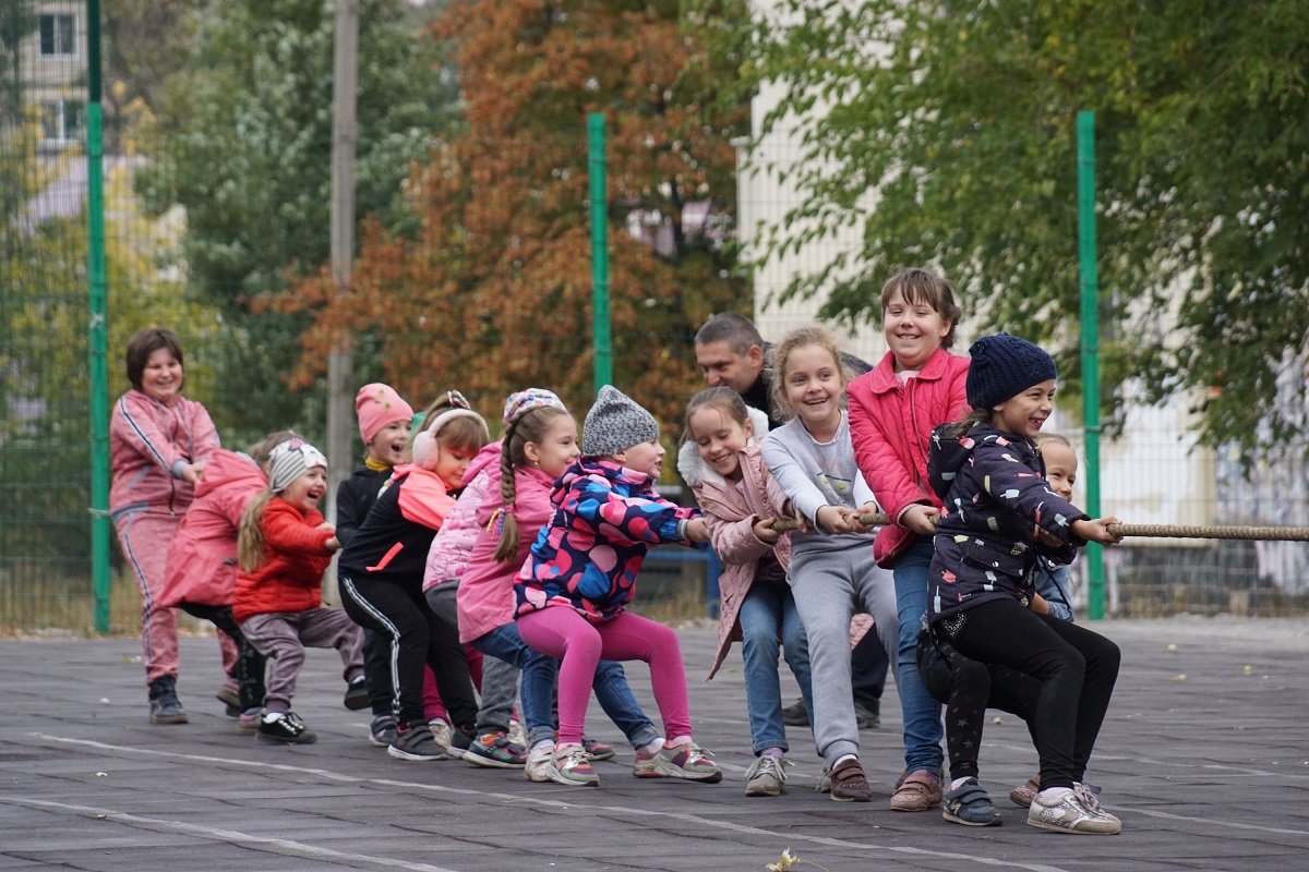 Чемпионы дворов с жилмассивов Днепра встретятся в финале: приглашают всех 4