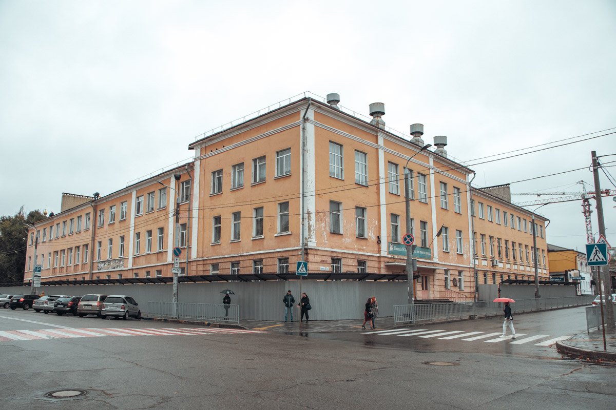 На данный момент она ограждена забором 