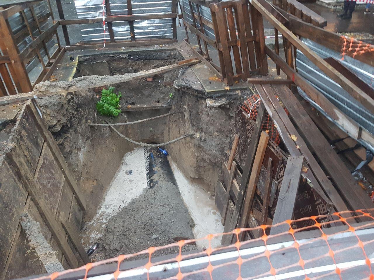 Рядом строят метро