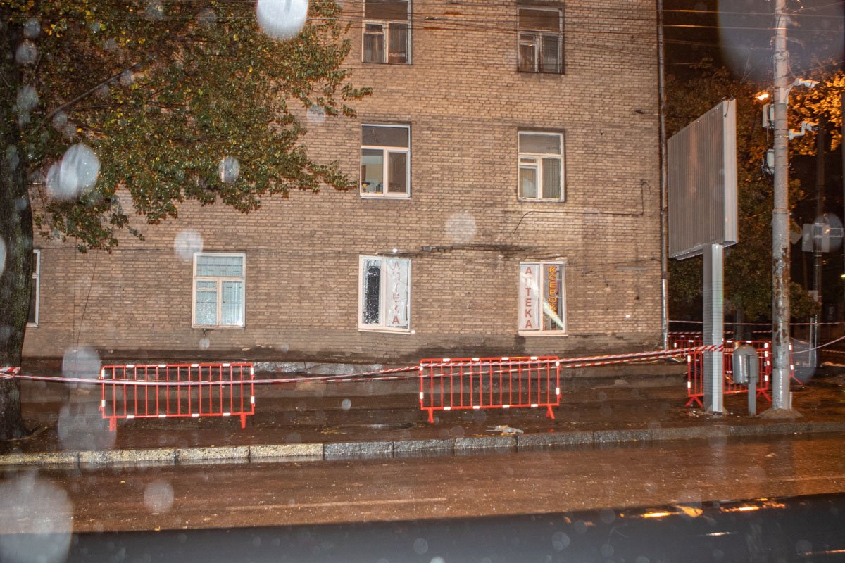 В инциденте никто не пострадал, в здании отключены все коммуникации В инциденте никто не пострадал, в здании отключены все коммуникации