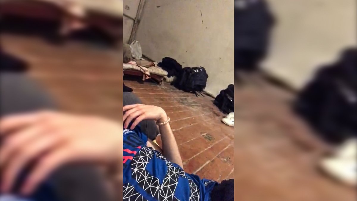 Зато спина будет ровная..