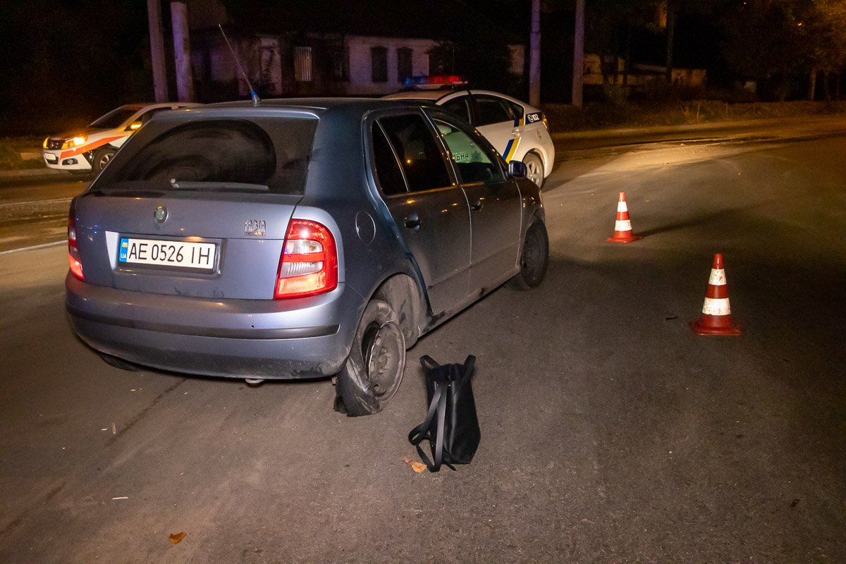 9 октября, на проспекте Свободы полицейские задержали автомобиль Skoda Fabia