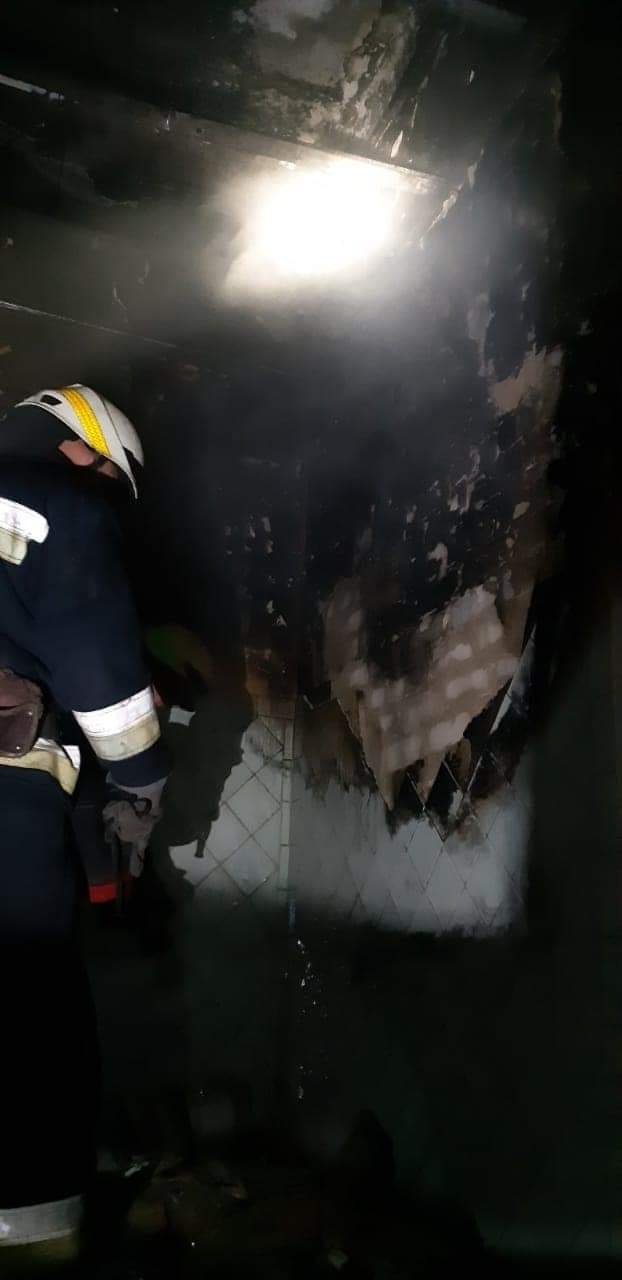 В Днепре ночью горела больница: пациентов эвакуировали 3