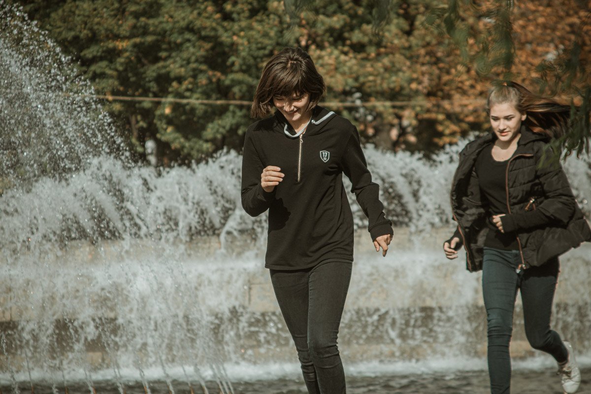 Всегда нравилось то чувство свободы, которое испытываешь, выйдя со стен школы