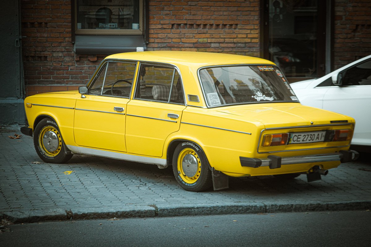 Яркое пятнышко