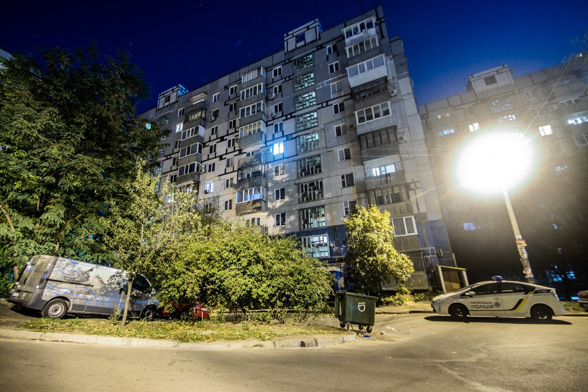 ЧП произошло возле жилого дома по Донецкому шоссе ЧП произошло возле жилого дома по Донецкому шоссе