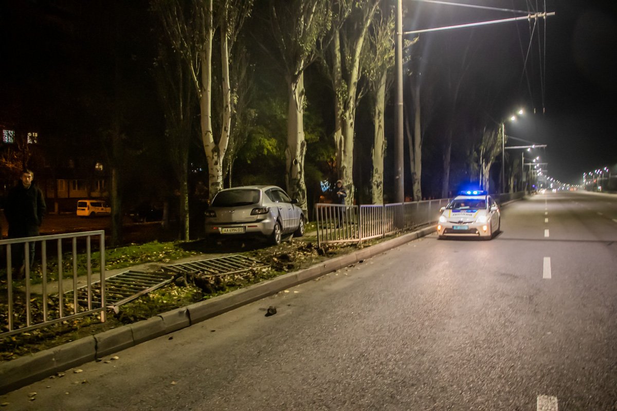 Водитель от помощи медиков отказался Водитель от помощи медиков отказался