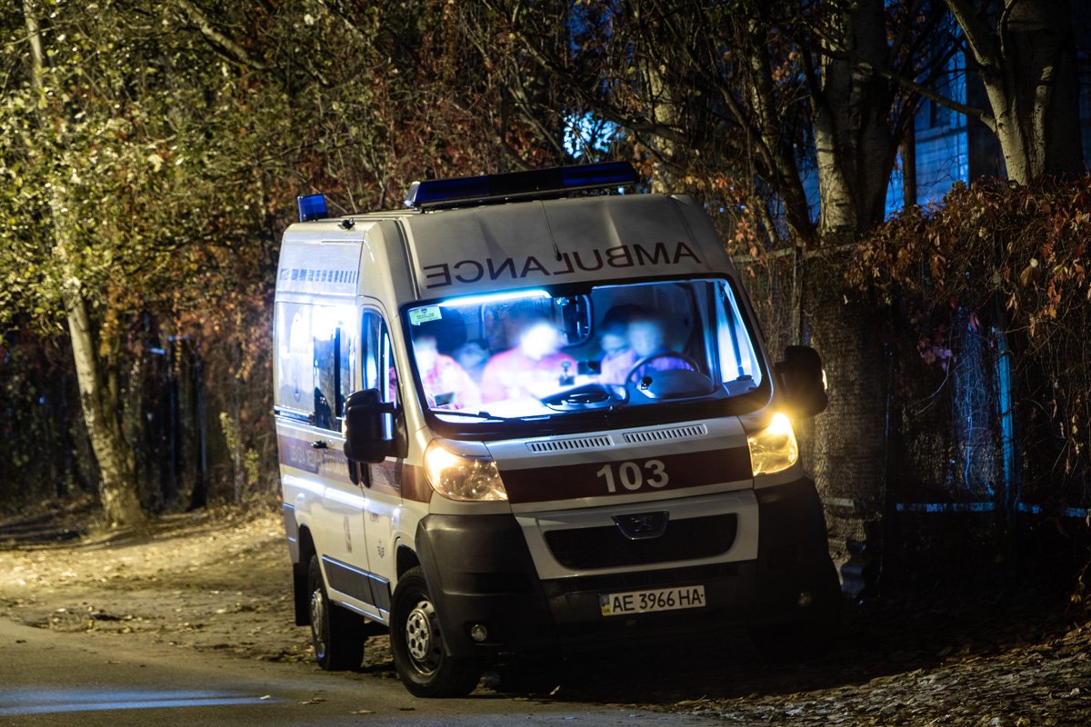 На место прибыла скорая