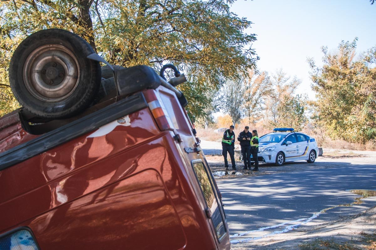 Авария произошла на перекрестке Авария произошла на перекрестке