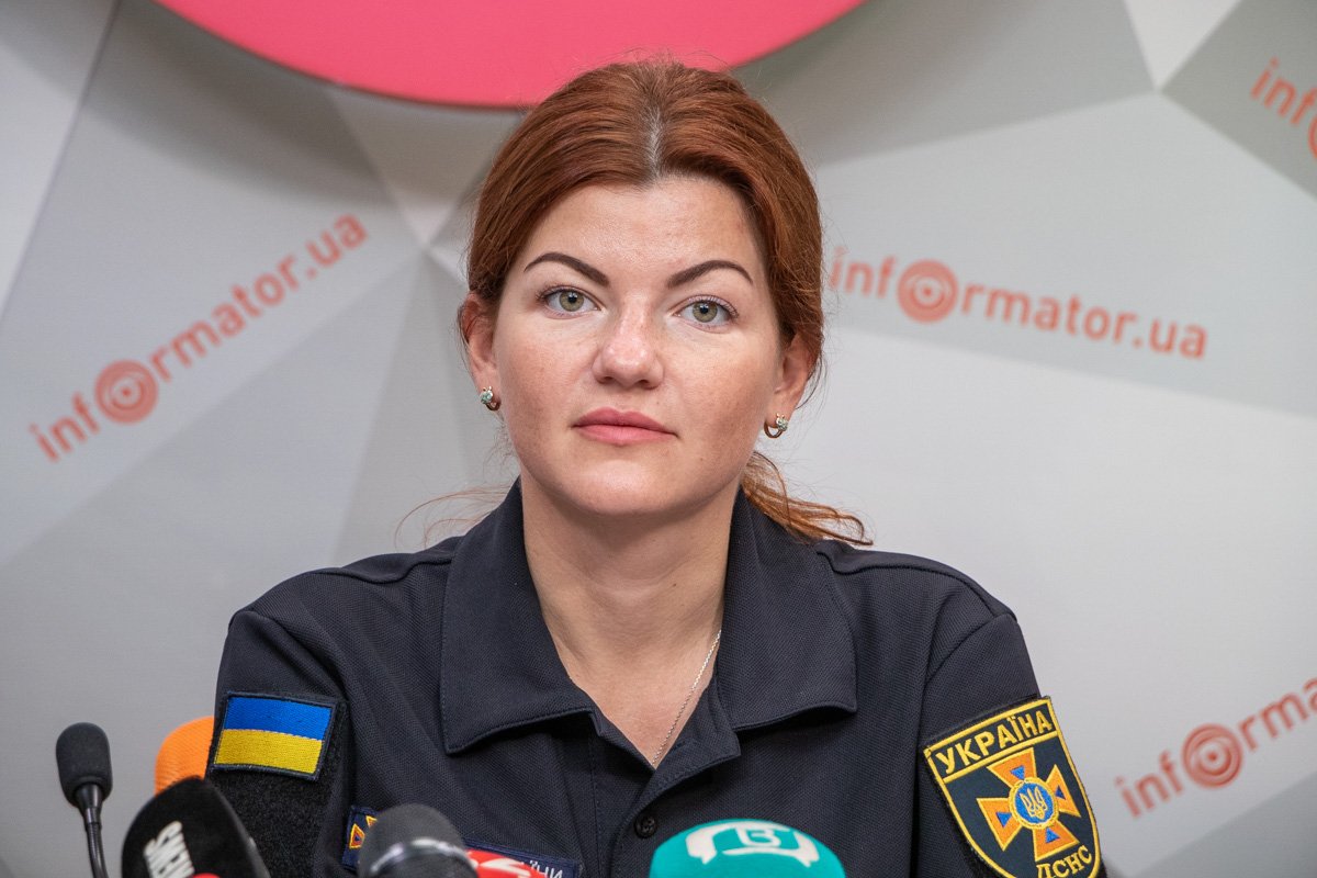 Информатор поздравляет Дарью с Днем рождения 