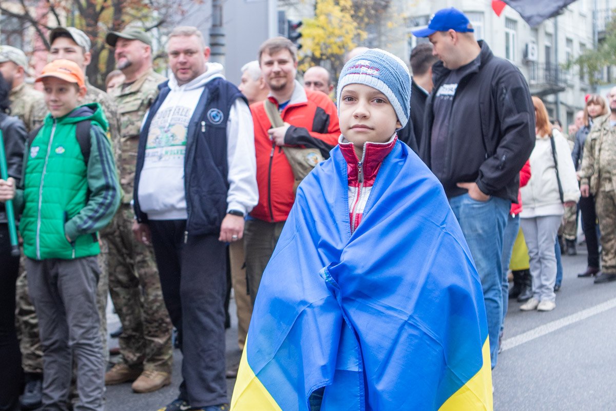 Многие пришли с детьми Многие пришли с детьми