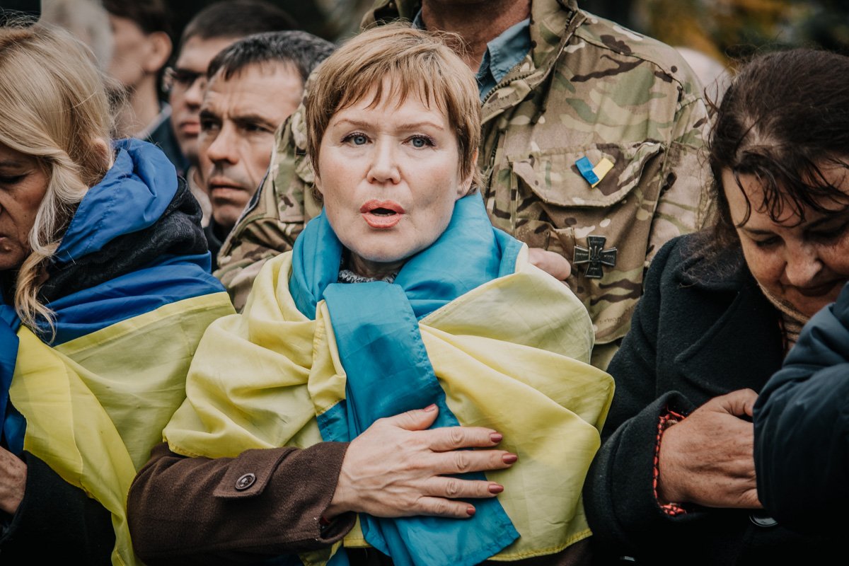 Всех в данном случае объединяет одно — защита интересов Украины Всех в данном случае объединяет одно — защита интересов Украины