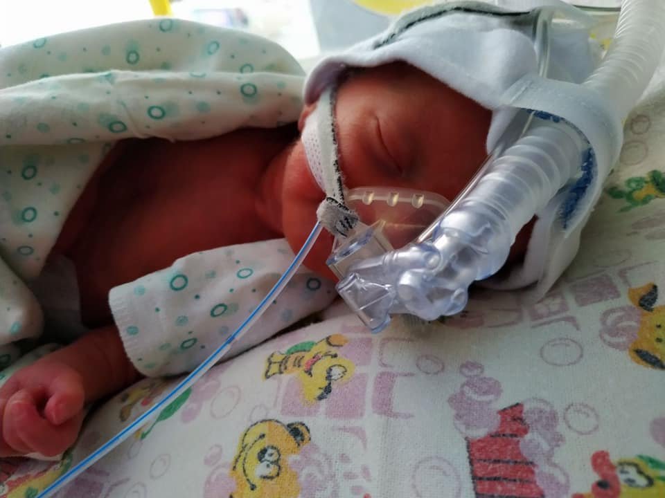 В Днепре женщина отказалась от недоношенного больного ребенка: нужна помощь 1