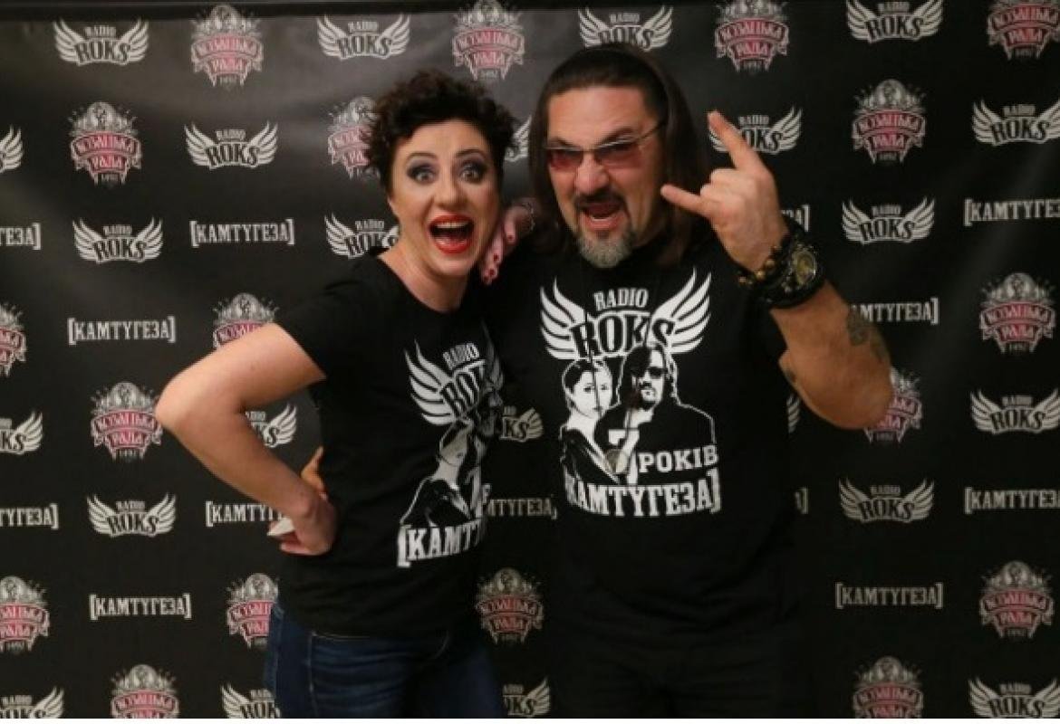 Легендарные ведущие Соня Сотник и Сергей Кузин рады будут видеть всех своих фанов