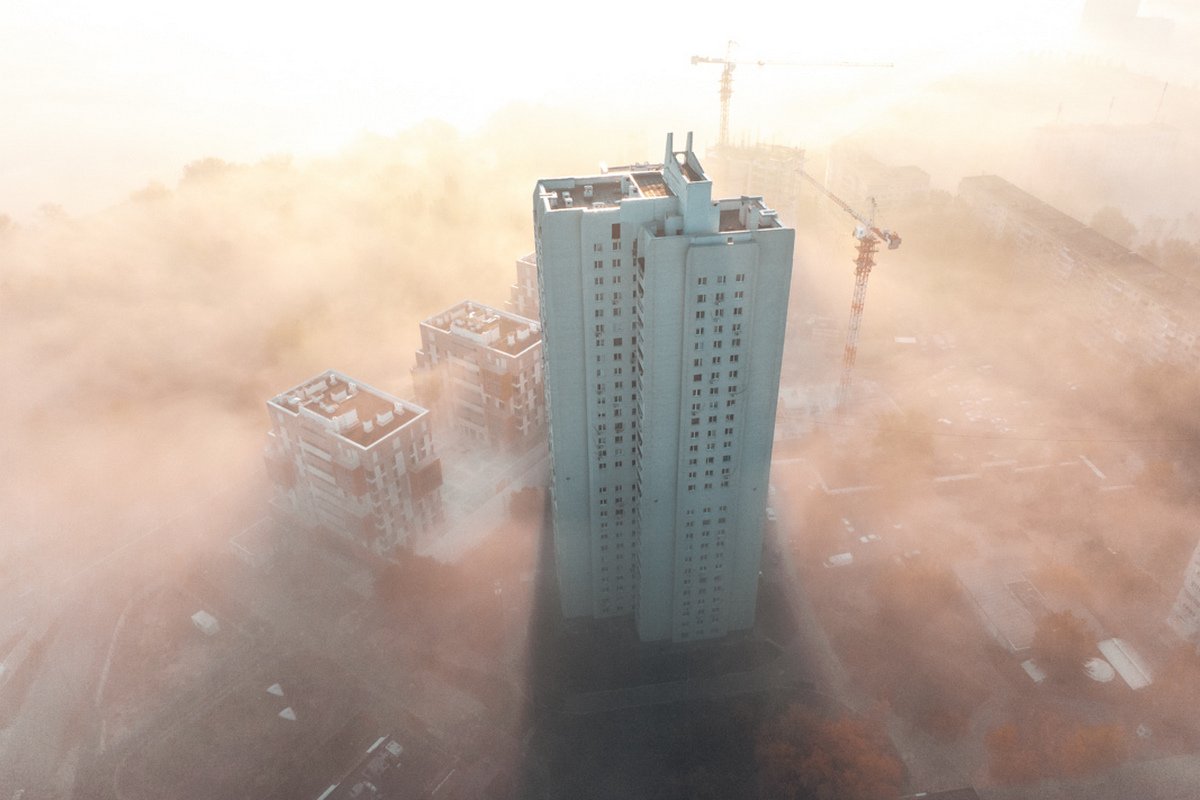 В тумане все кажется необыкновенным