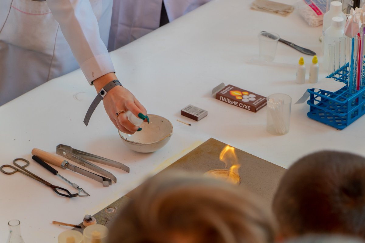 Роботы-рокеры из Берлина, настоящий Бамбли и взрывы от химиков: что приготовил Interpipe для TechFest 2019 14